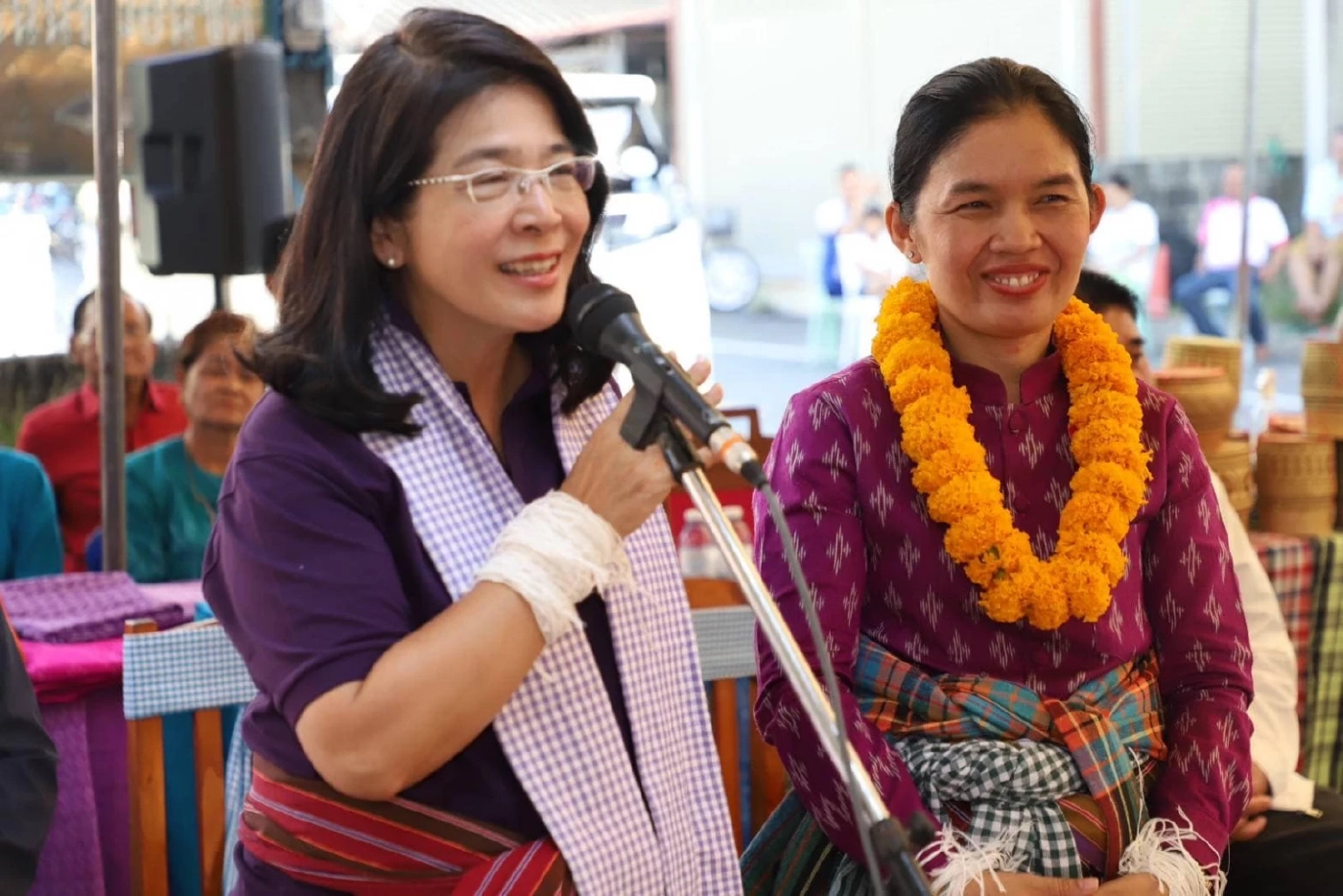 "6 สส.ไทยสร้างไทย" แผ่แม่เบี้ย! ยกมือส่ง "อิ๊งค์" เข้าทำเนียบฯ