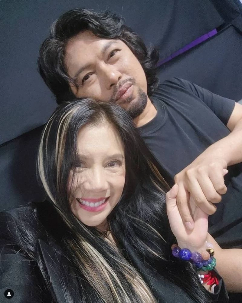 สยบดราม่า "เสก โลโซ" บอก "รักเมีย" บนเวทีคอนเสิร์ต  หลังทะเลาะกันกลางไลฟ์สด