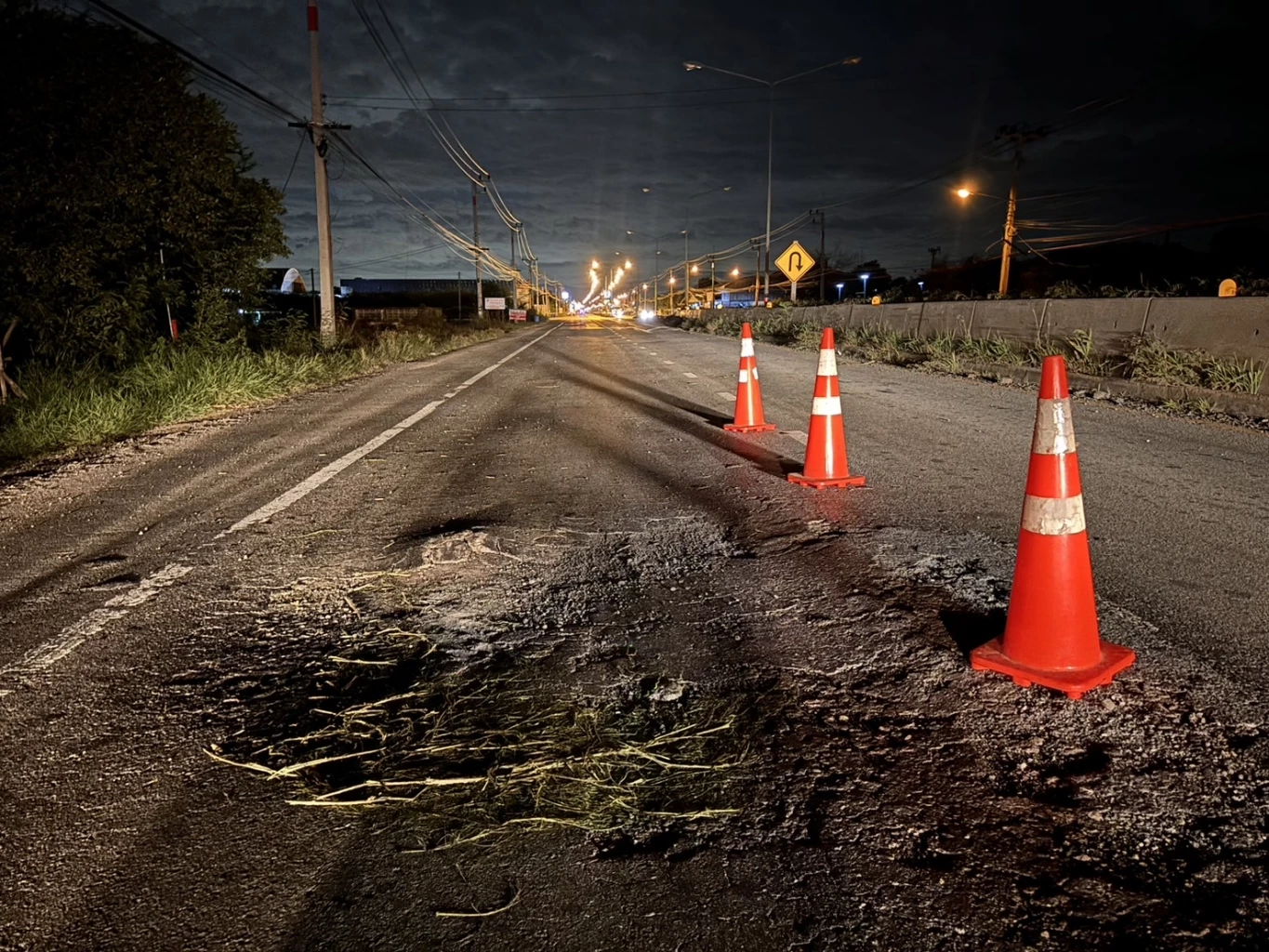 แขวงการทางฉะเชิงเทรา แสดงความเสียใจ เร่งซ่อมถนนพังเป็นเหตุมีผู้เสียชีวิต