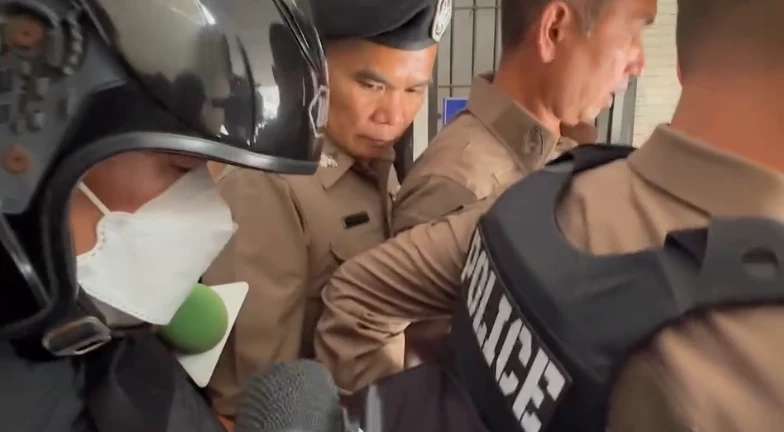 ตร.วังม่วง ฝากขังปลัดยิงแฟนสาวดับข้างโรงพัก หลังเคลียร์ปัญหาไม่ลงตัว