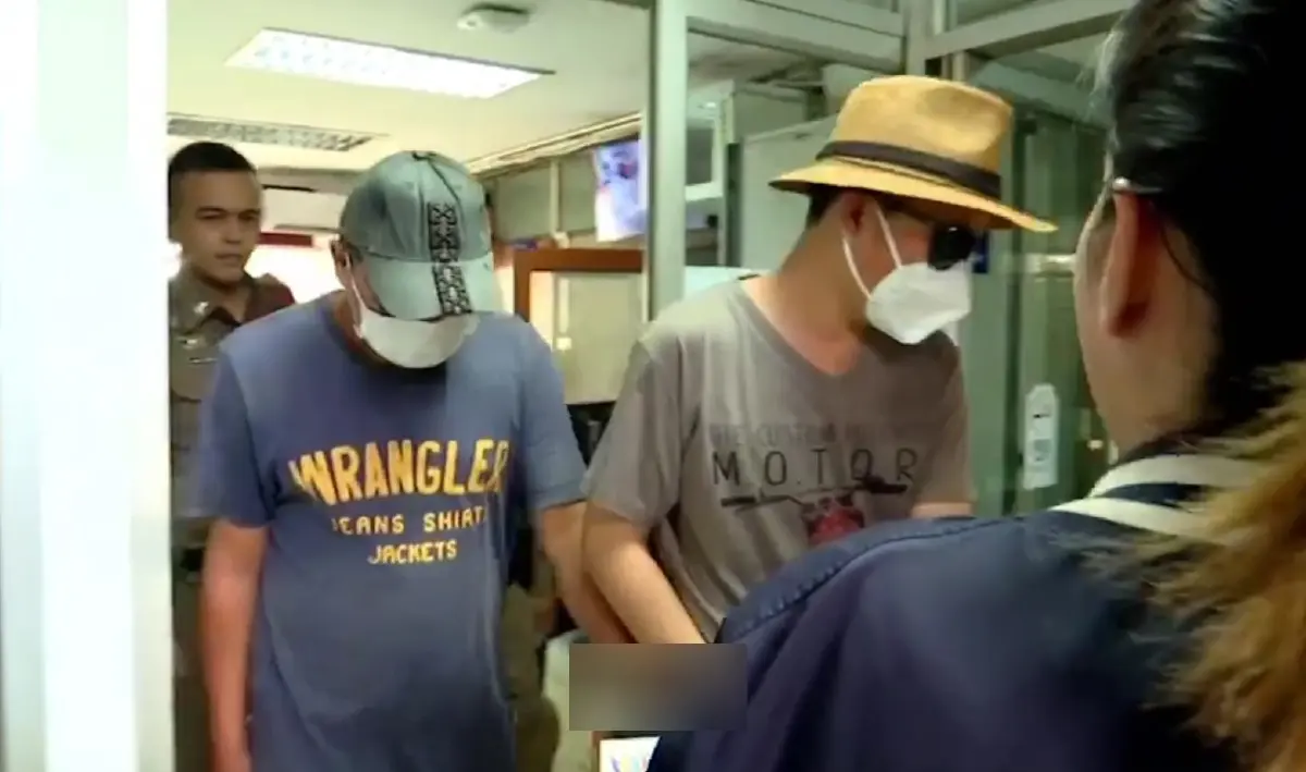 ฝากขัง! 2 พี่น้องมือผสมเหล้าเถื่อน สารภาพดูวิธีผสมจากโซเชียล