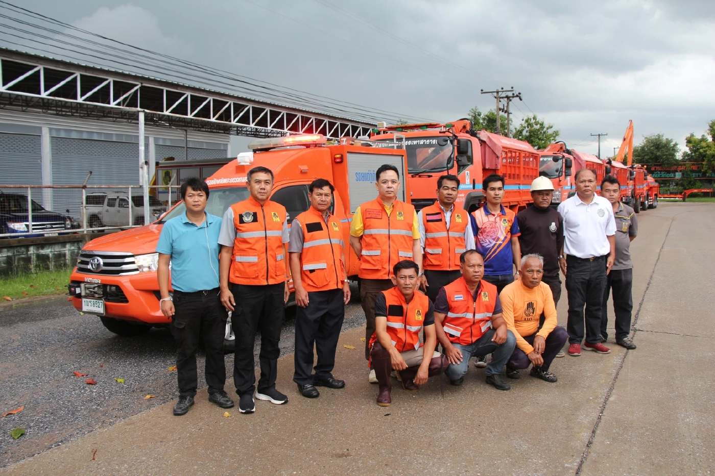 ปภ.ขอนแก่น-โคราช ส่ง จนท.และรถ ช่วย "แพร่-น่าน" หลังน้ำท่วมหนัก (มีคลิป)