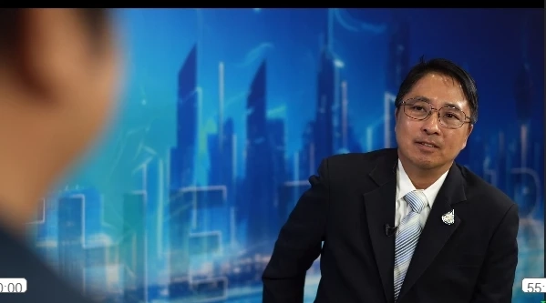 "ธีรยุทธ สุวรรณเกษร" ชำแหละ 9 ข้อต่อสู้ จุดอ่อน"ก้าวไกล" ชี้ชะตา"คดียุบพรรค"