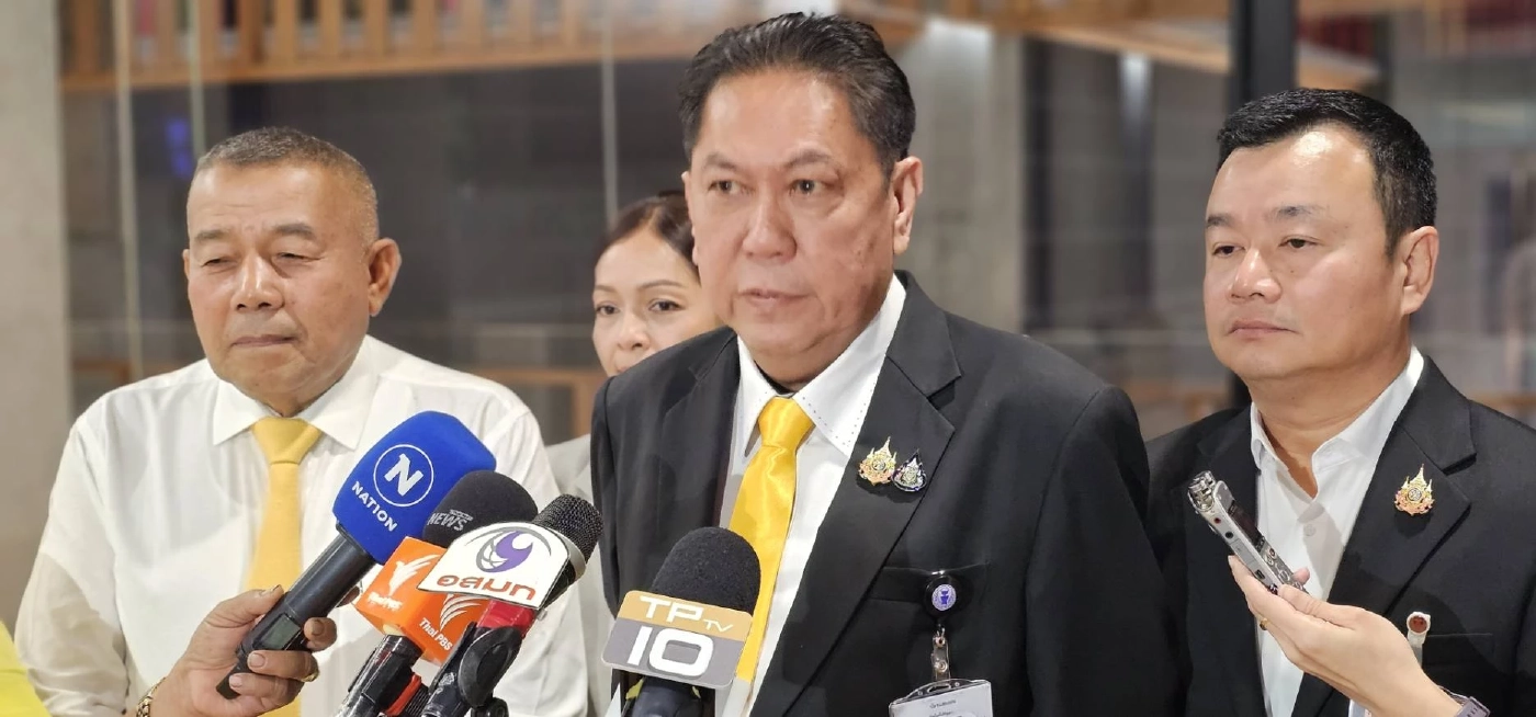 “นพ.พรหมมินทร์” ยังนั่ง “เลขาธิการนายกฯ” รัฐบาลอุ๊งอิ๊ง