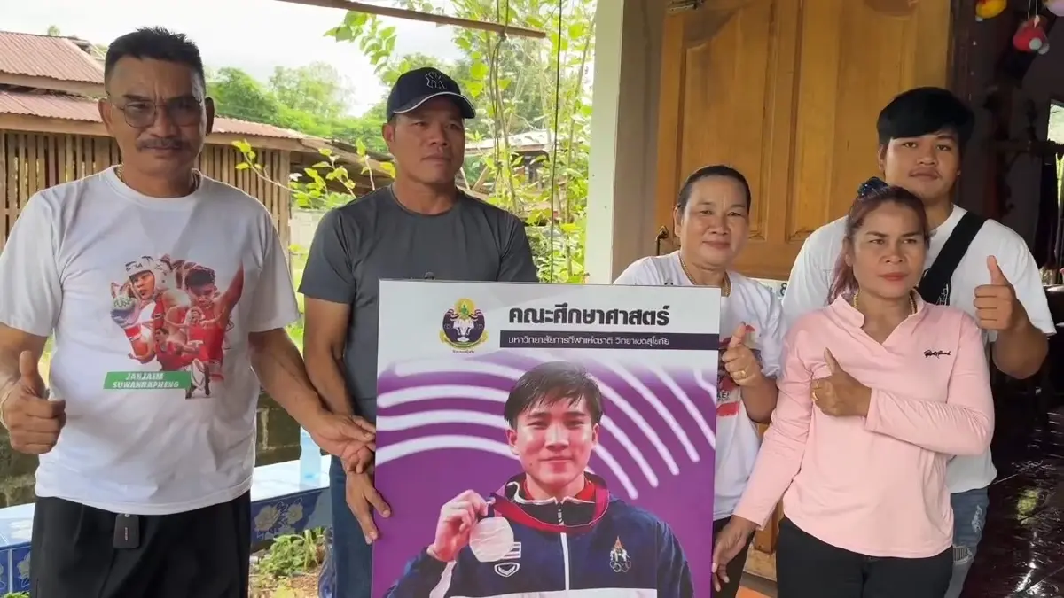 พ่อ "บี จันทร์แจ่ม" เผยบนศาลพ่อปู่ สิ่งศักดิ์สิทธิ์ ช่วยน้องบีชกชนะคืนนี้