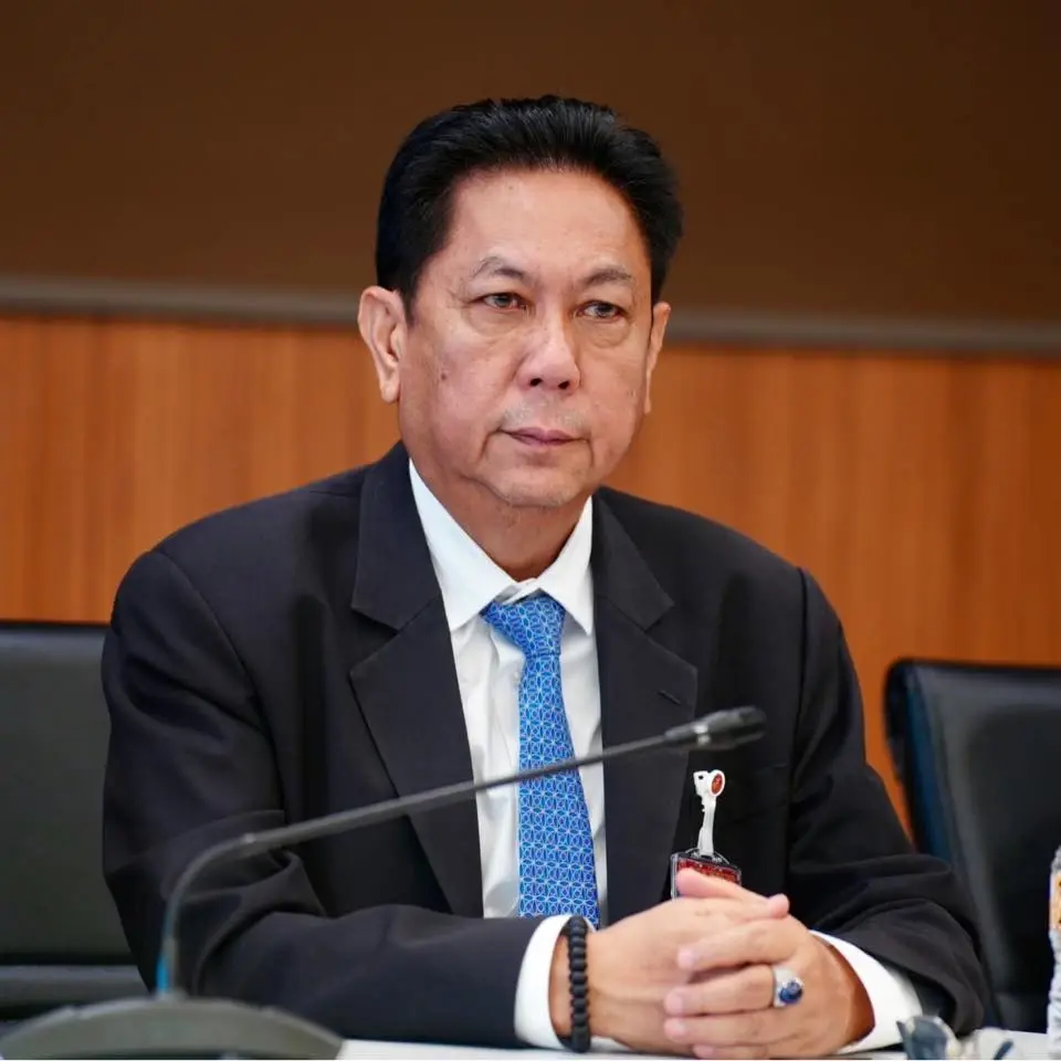 “วิสุทธิ์” ไม่กังวลถูกบุคคลนิรนามยื่นยุบ “เพื่อไทย” ฐานถูกครอบงำ