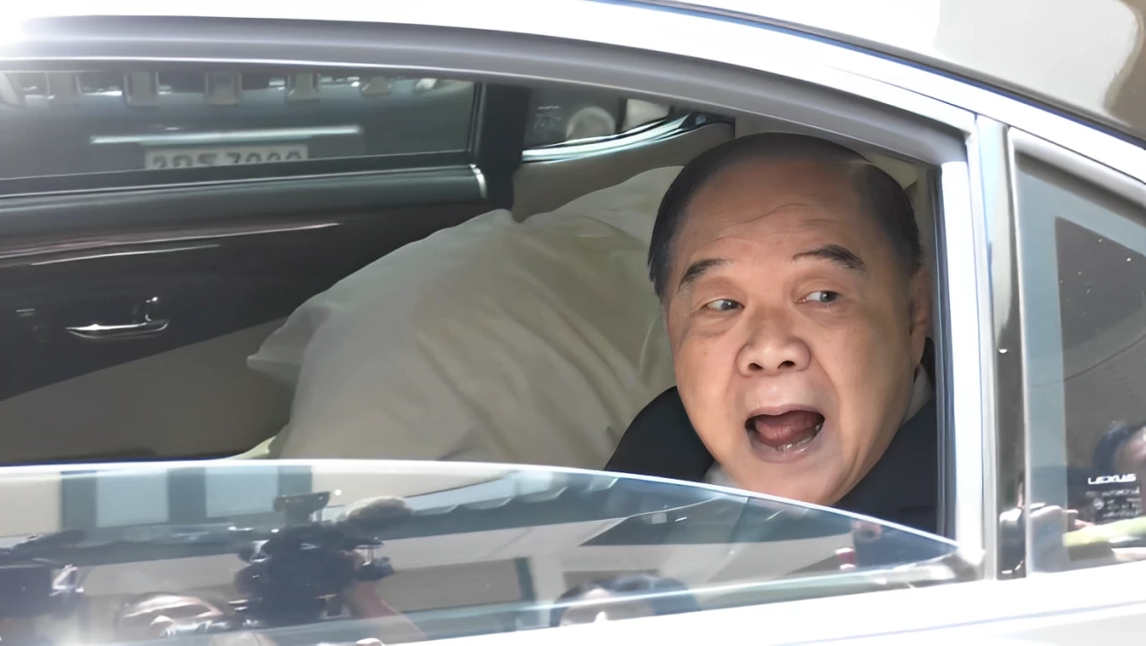 “บิ๊กป้อม” สายตรง “นักข่าวสาว” เคลียร์ดราม่าหยุมหัว แค่แหย่เล่น