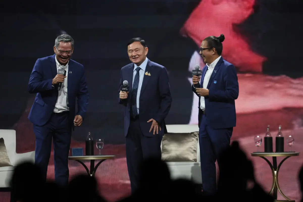 นายทักษิณ ชินวัตร อดีตนายกรัฐมนตรี