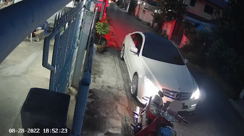 จบสวย! เสธ.ทอ.หอบกระเช้าขอโทษชาวบ้าน หลังสร้างความเดือดร้อนกว่า 10 ปี