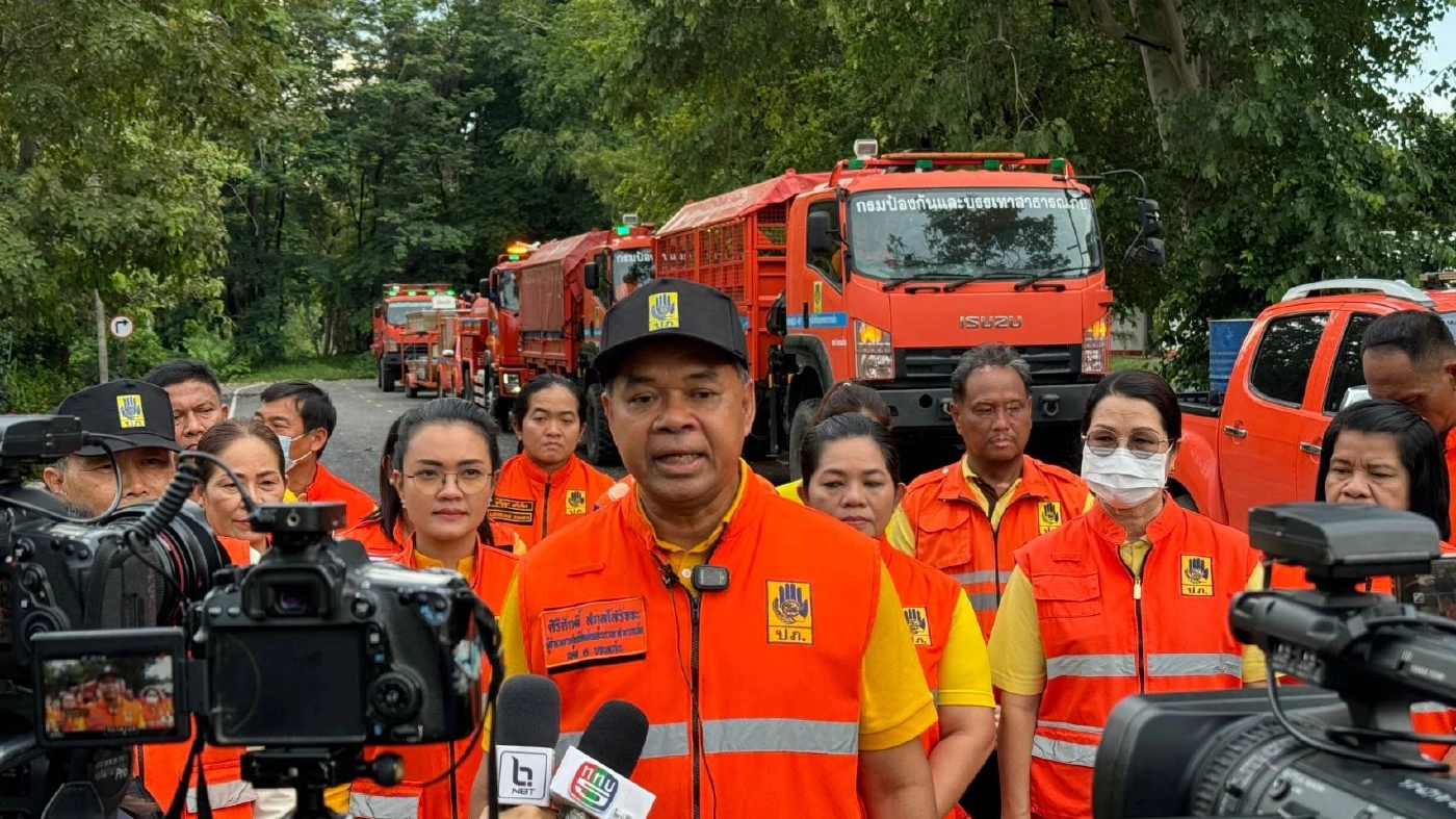 ปภ.ขอนแก่น-โคราช ส่ง จนท.และรถ ช่วย "แพร่-น่าน" หลังน้ำท่วมหนัก (มีคลิป)
