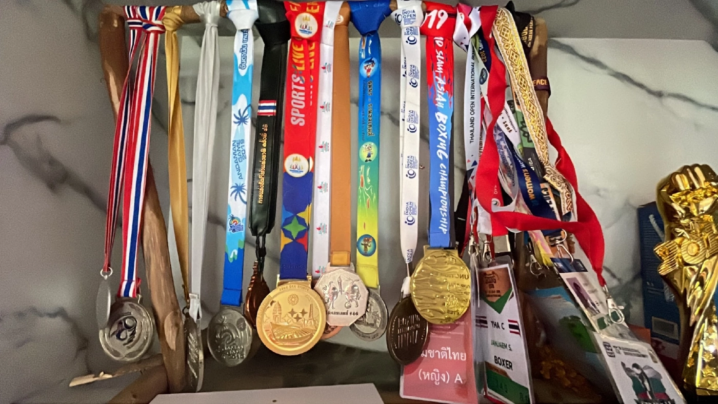 เปิดวาร์ปวัยเด็ก "บี-จันทร์แจ่ม" นักชกสาวสุดแกร่ง จากหนองคาย