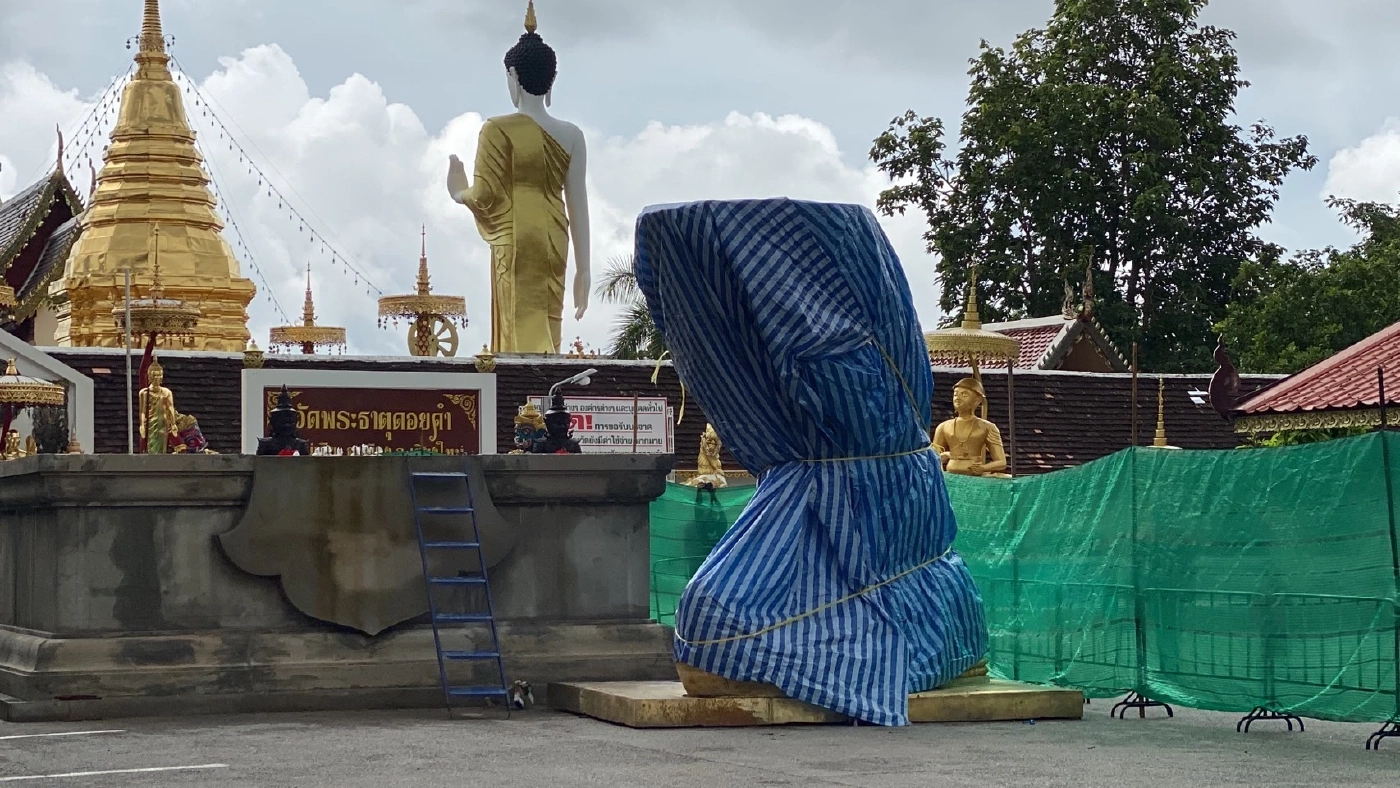 ดราม่าวัดดัง สร้างท้าวเวสสุวรรณสูงสุดในโลก คนห่วงค้ำหัวองค์พระธาตุ