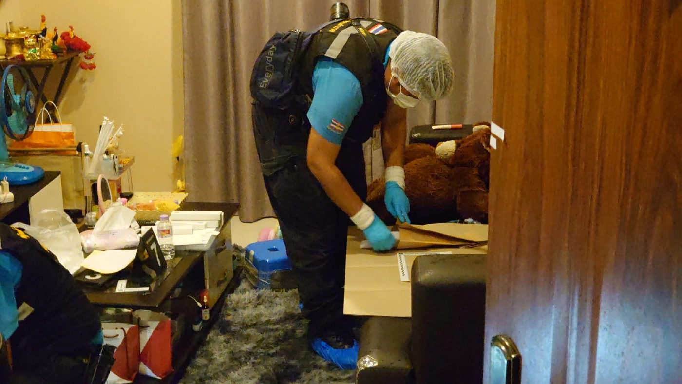 สาวลาวหลอนยาเสพติด ปาดคอตัวเองเสียชีวิตสยอง คาคอนโดที่บางละมุง