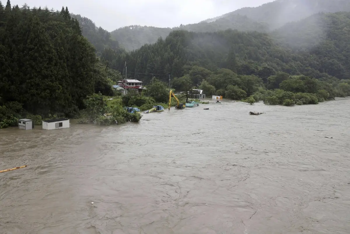 พายุไต้ฝุ่น “มาเรีย” ขึ้นฝั่งในญี่ปุ่น  ฝนถล่มหนัก เตือนภัยสูงสุด