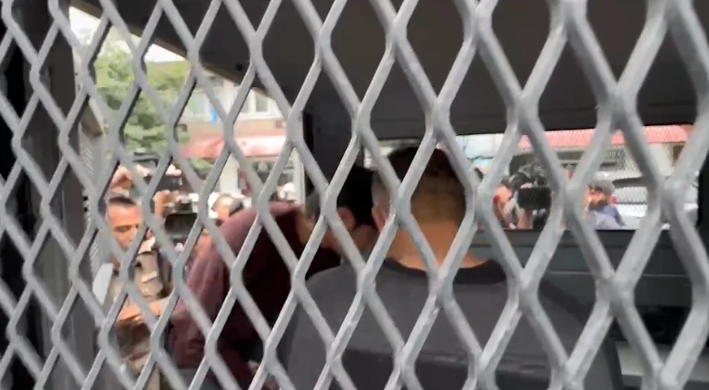 ตร.วังม่วง ฝากขังปลัดยิงแฟนสาวดับข้างโรงพัก หลังเคลียร์ปัญหาไม่ลงตัว