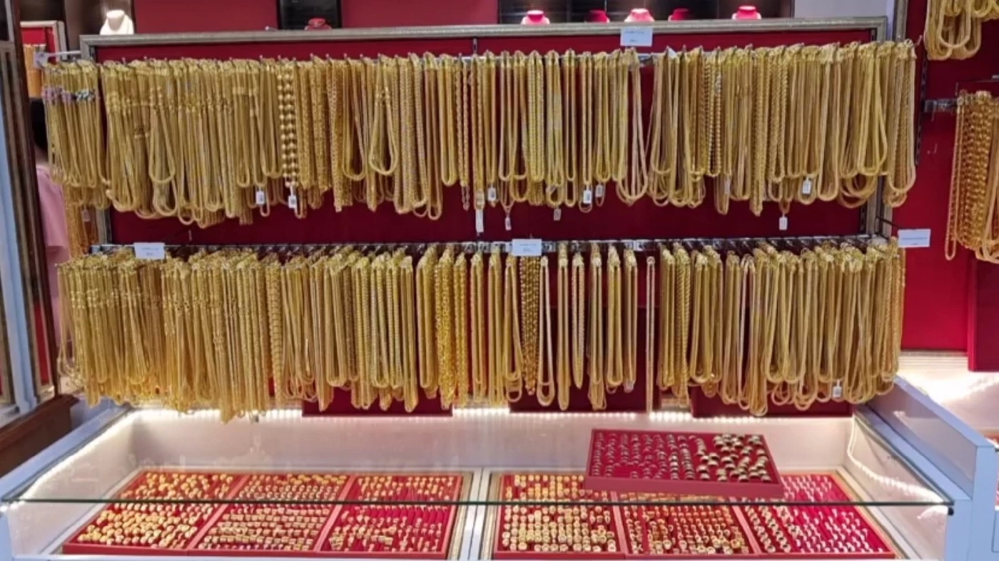 ยอดขายปัง! "ร้านทองปลอม" เผยเคล็บลับ "จริงใจลูกค้า ปลอมก็บอกว่าปลอม"