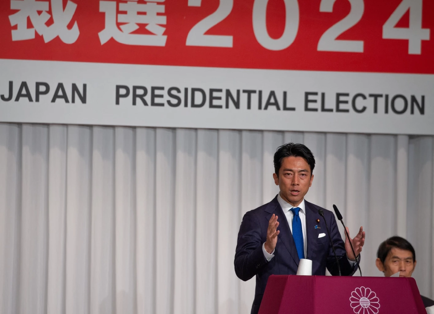 ชินจิโร โคอิซูมิ ทายาทอดีตนายกรัฐมนตรี