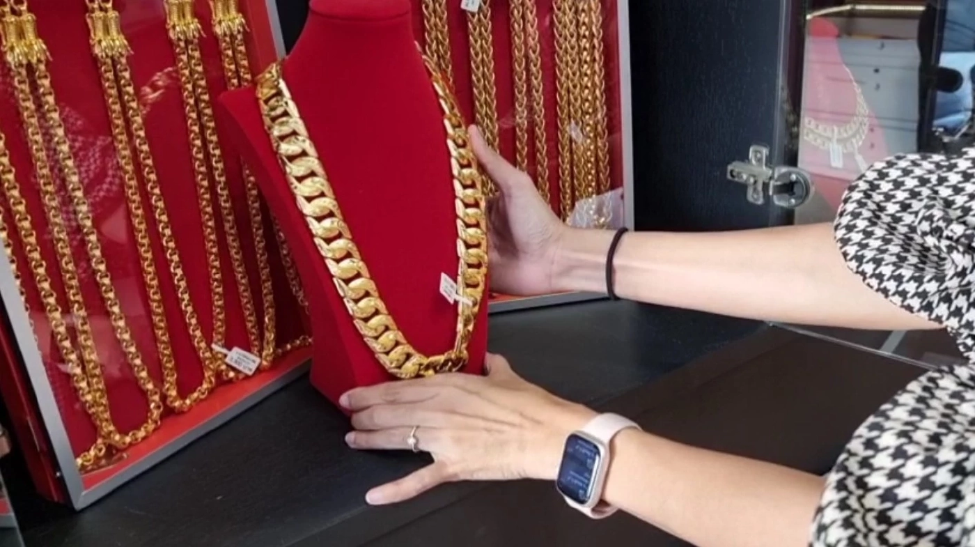 ยอดขายปัง! "ร้านทองปลอม" เผยเคล็บลับ "จริงใจลูกค้า ปลอมก็บอกว่าปลอม"