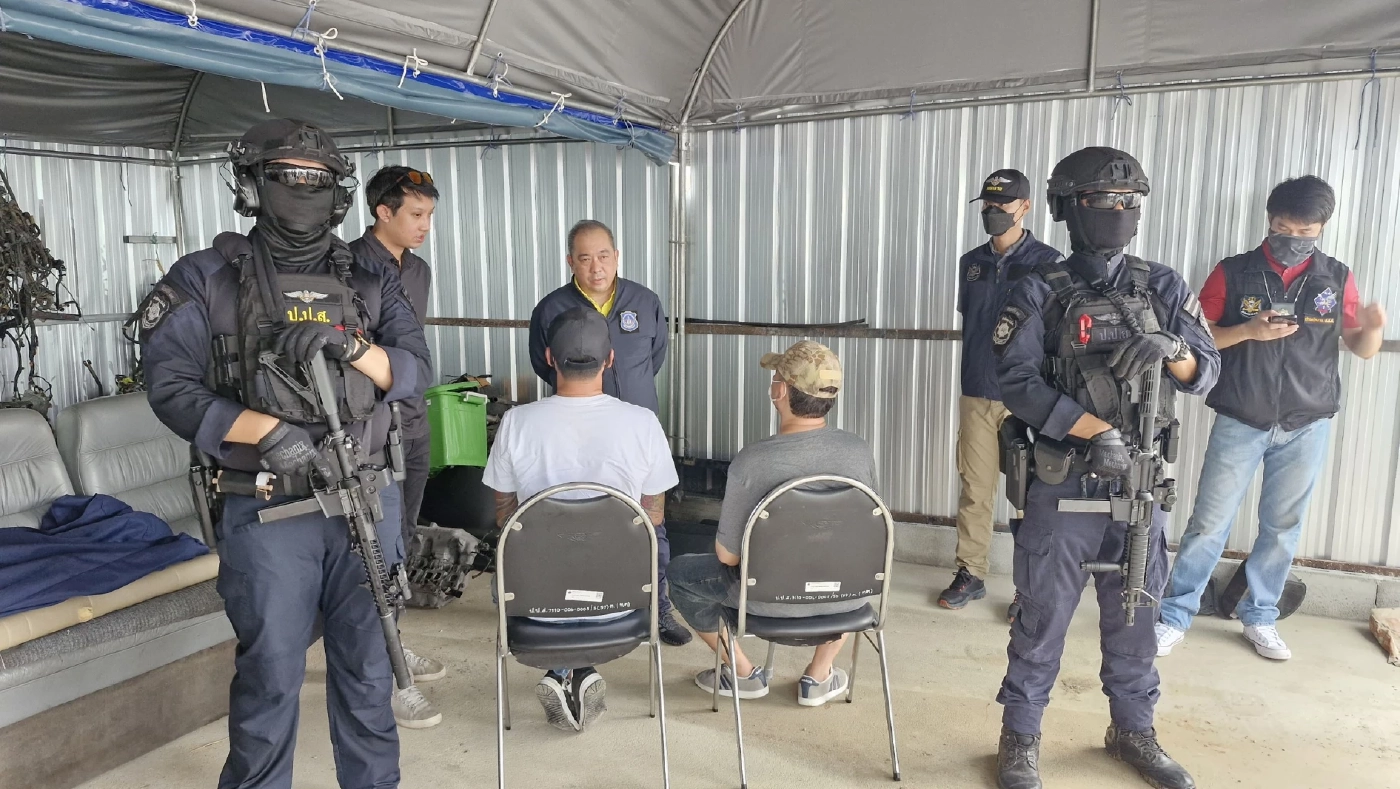 ป.ป.ส.รวบแก๊งรถส่งผงขาวข้ามชาติ ใช้รถดัดแปลงขนจากเหนือ พักนนท์ ส่งทางเรือระยอง