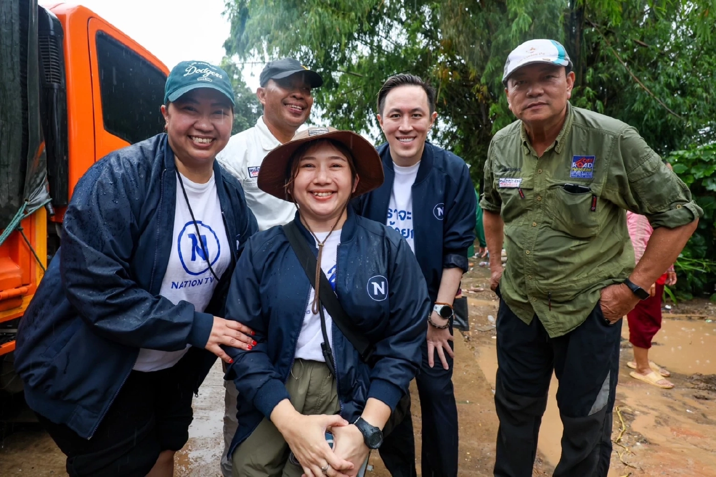 ทีมผู้บริหารเนชั่น พร้อม สมาพันธ์ออฟโรดแห่งประเทศไทย