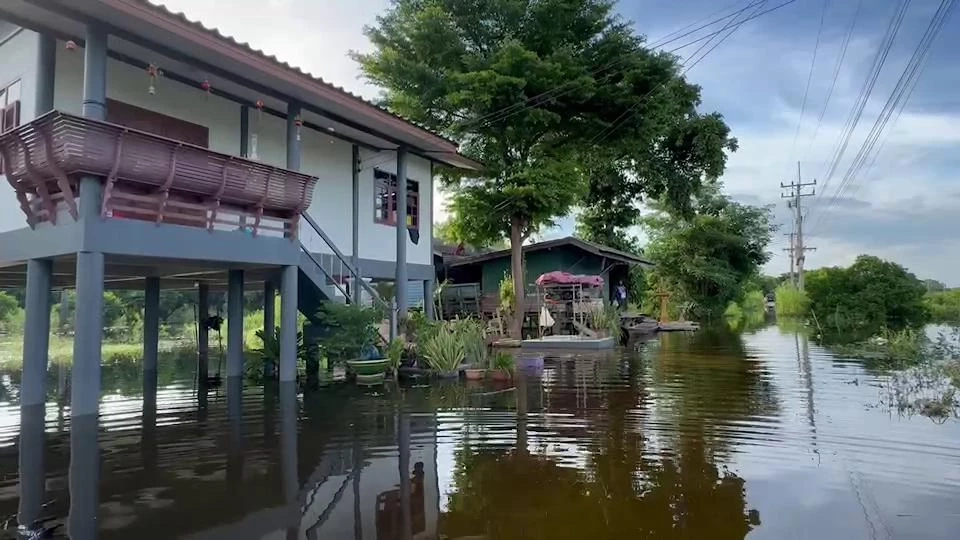 อยุธยาน้ำมาแล้ว หลังเขื่อนเจ้าพระยา เร่งระบายน้ำอย่างต่อเนื่อง