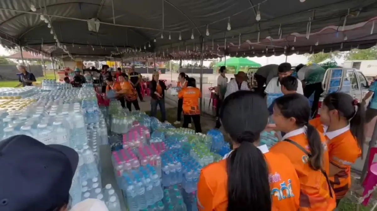"ดนตรีกาญจน์ รวมใจสู้ภัยน้ำท่วม" ระดมสิ่งของช่วย น้ำท่วมเชียงราย