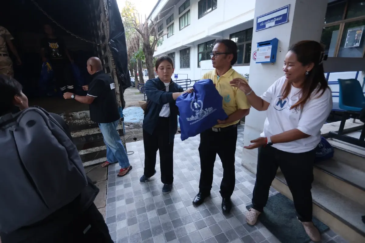 "เนชั่นปันน้ำใจ" ลุยเมืองแพร่ มอบถุงยังชีพ ช่วยผู้ประสบภัยน้ำท่วมในตำบลแม่ยม
