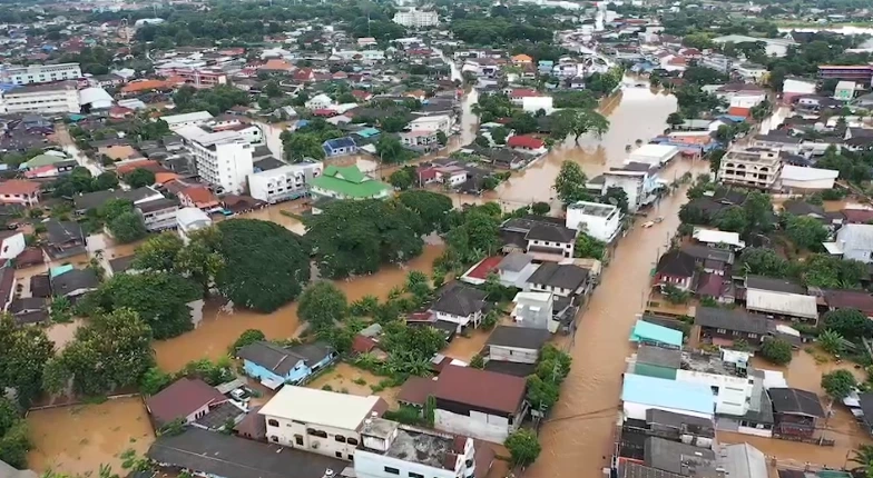 "เชียงรายวิกฤต" น้ำท่วมวันที่ 2 เร่งอพยพประชาชนอลม่าน 10 ชุมชนจมบาดาล