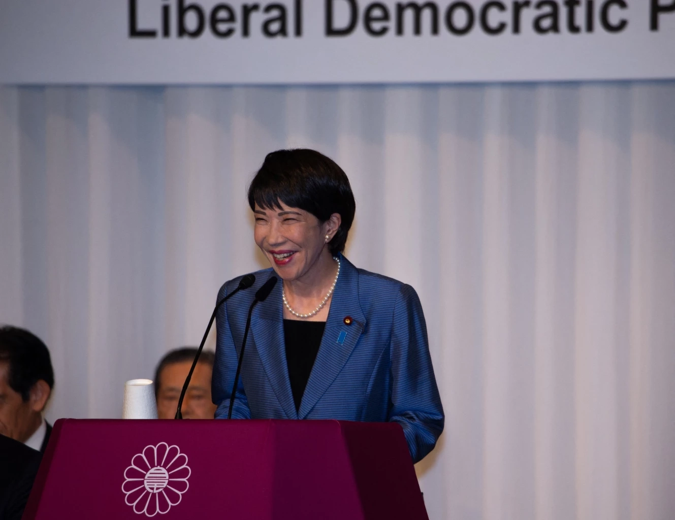 ซานาเอะ ทาไกชิ รัฐมนตรีความมั่นคงทางเศรษฐกิจ