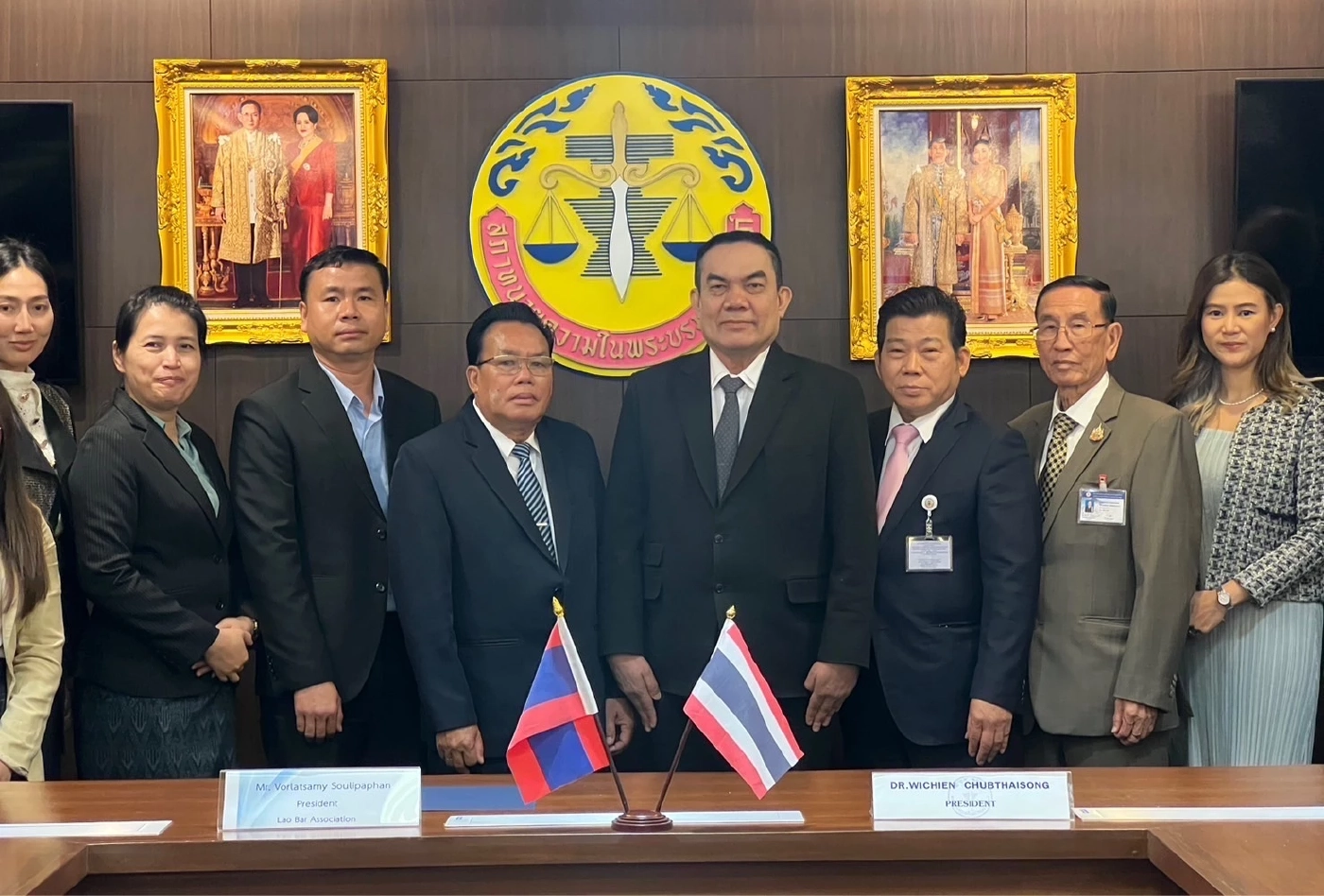 นายกสภาทนายความหารือ ปธ.สภาทนายความลาวช่วยเหลือ ปชช.สองประเทศด้านกฎหมาย