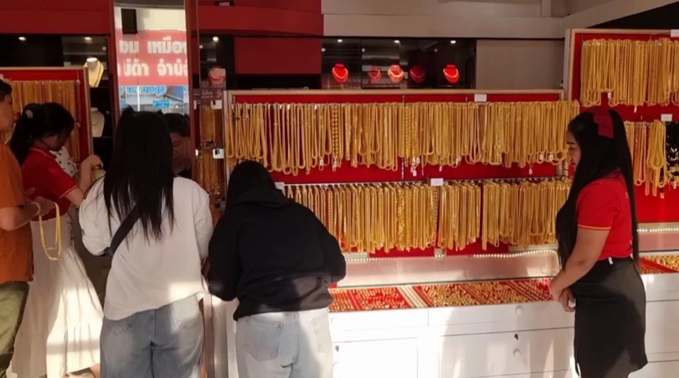 ยอดขายปัง! "ร้านทองปลอม" เผยเคล็บลับ "จริงใจลูกค้า ปลอมก็บอกว่าปลอม"