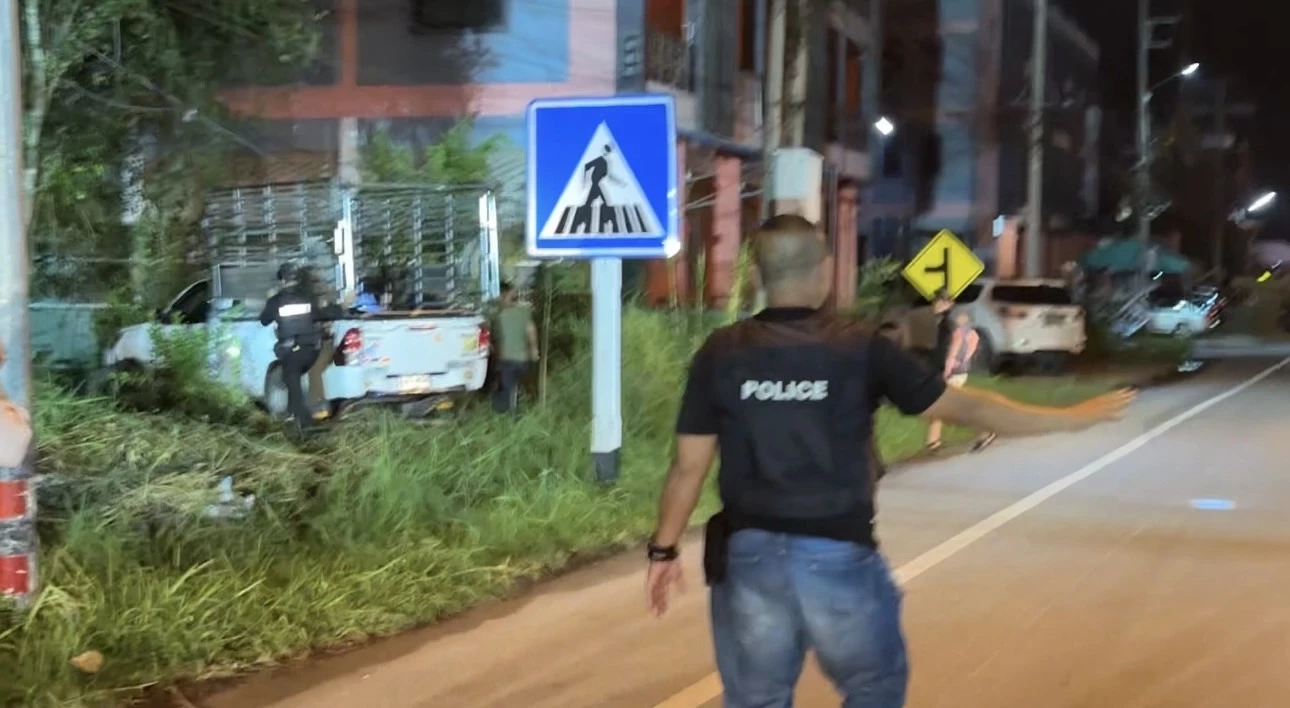 ไล่ระทึก โจรชิงรถปิกอัพ ขับข้ามจังหวัด อ้างป่วยวัณโรค อยากเข้าคุก