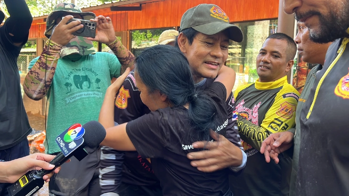 “ท็อป-ไทด์” มอบเงินบริจาค 3 ล้านบาท ให้มูลนิธิอนุรักษ์ช้างฯ(มีคลิป)