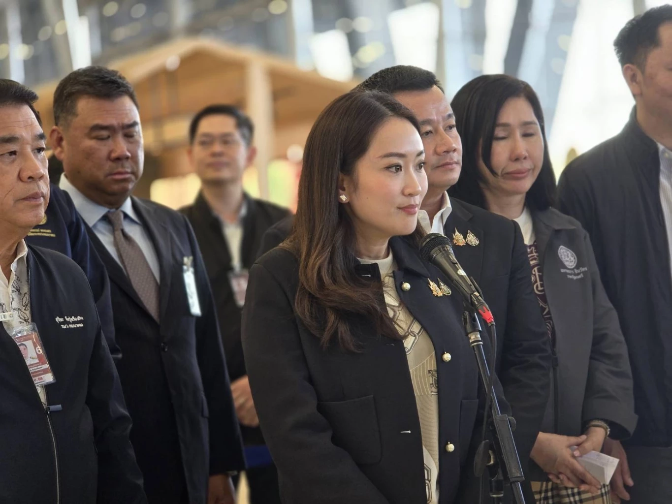 แพทองธาร ชินวัตร นายกรัฐมนตรี ให้สัมภาษณ์ก่อนเดินทางไปร่วมประชุมเอเปค ที่นครลิมา ประเทศเปรู