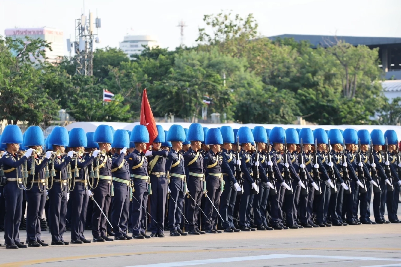 "พลเอกหญิง สมเด็จพระเจ้าลูกเธอ เจ้าฟ้าสิริวัณณวรี" ทรงร่วมซักซ้อมสวนสนาม