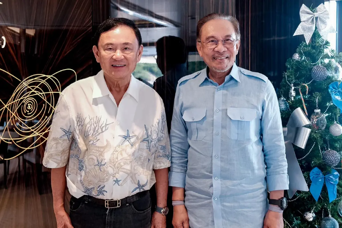 "อันวาร์ อิบราฮิม" เปิดภาพพบ "ทักษิณ ชินวัตร" พูดคุยบทบาทที่ปรึกษาประธานอาเซียน