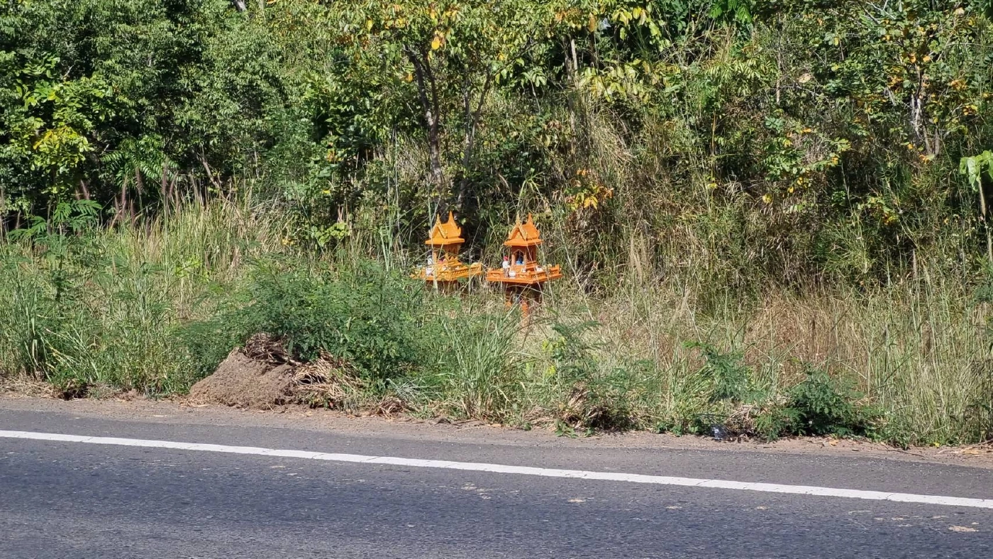 ลืออาถรรพ์ต้นสะเดา หลังโค้ง ถ.348 ปะคำ-โนนดินแดง จ.บุรีรัมย์