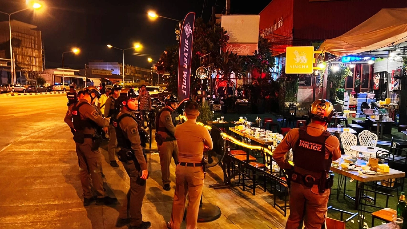 "ส.ต.อ." โดนมีดปักหลัง ลั่นไกดับ "โอห์ม บ้านแห" ขาใหญ่เมืองอ่างทอง