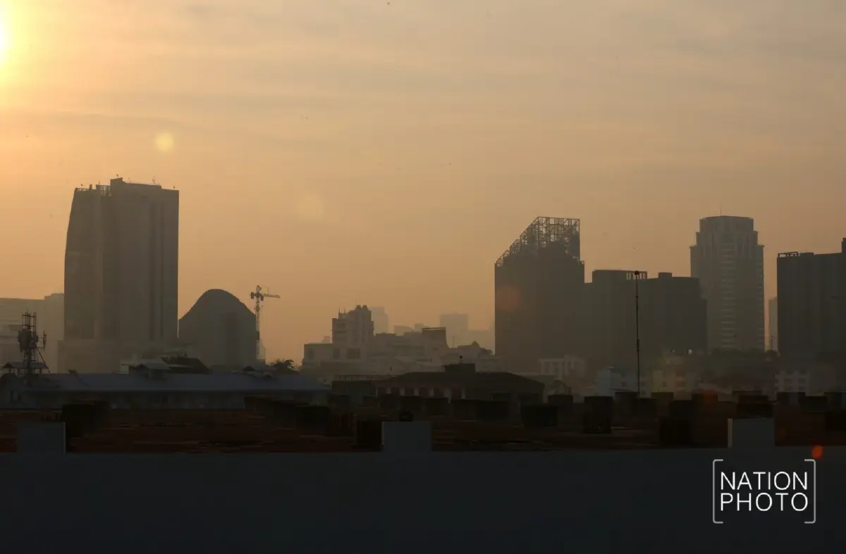 เช็กด่วน "PM2.5" วิกฤต ศูนย์ข้อมูลคุณภาพอากาศกรุงเทพ เตือน 70 พื้นที่อันตราย