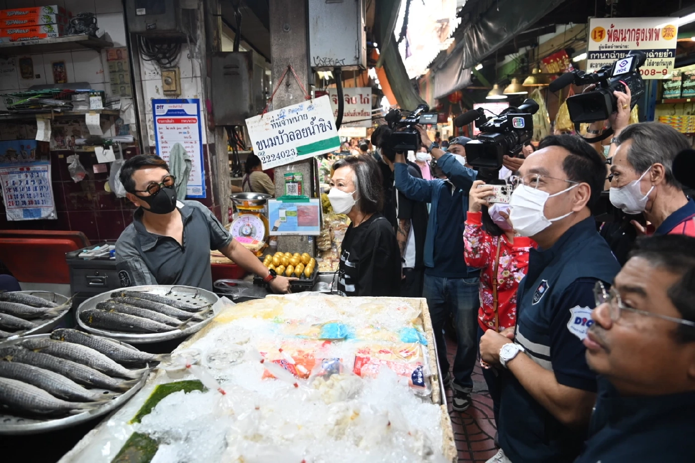พาณิชย์คุมเข้มราคาสินค้าช่วง 'ตรุษจีน'