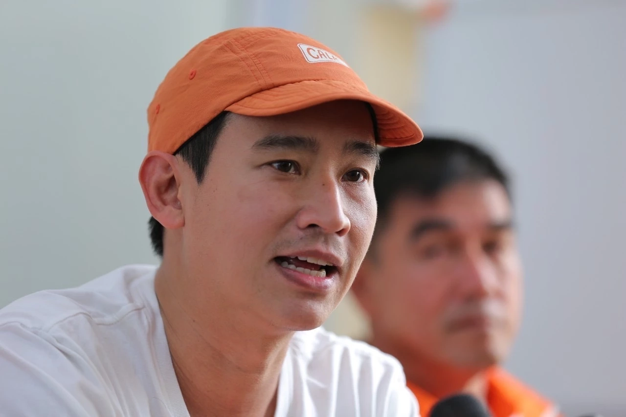 "นายพิธา ลิ้มเจริญรัตน์" ที่ปรึกษาประธานคณะก้าวหน้า และผู้ช่วยหาเสียงพรรคประชาชน 