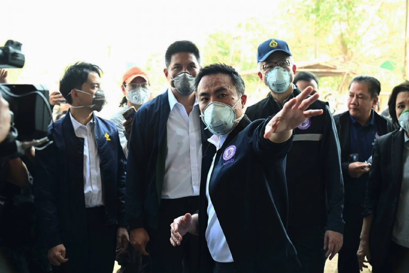 "เอกนัฏ" ลงพื้นที่โรงงาน วิน โพรเสส ระยอง เร่งเคลียร์กากสารพิษ (มีคลิป)