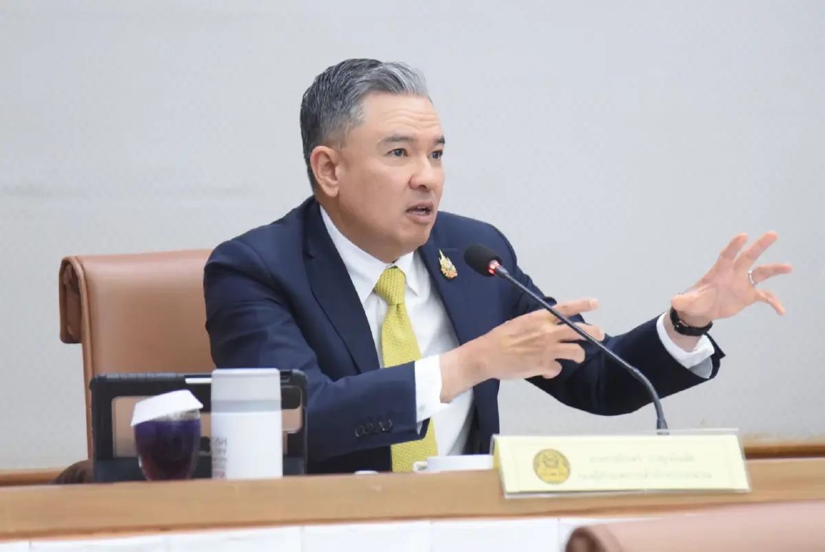 รมว. ลุยงบปี 69 ยกระดับสาธารณสุข พร้อมผลักดันยาไทย - สมุนไพร เพื่อลดการนำเข้า