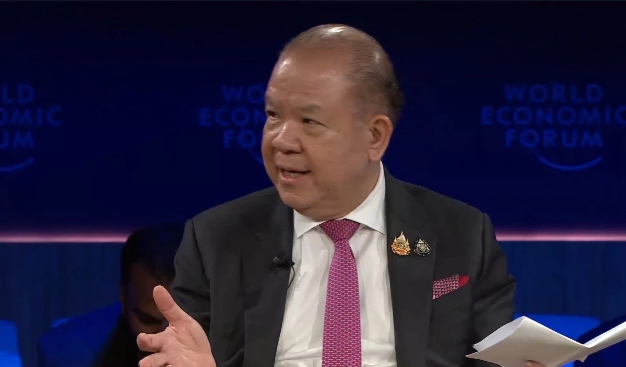 'พิชัย' โชว์วิชั่นดาวอส ประกาศไทยพร้อมเปิดรับการลงทุน  AI-Data Center-PCB