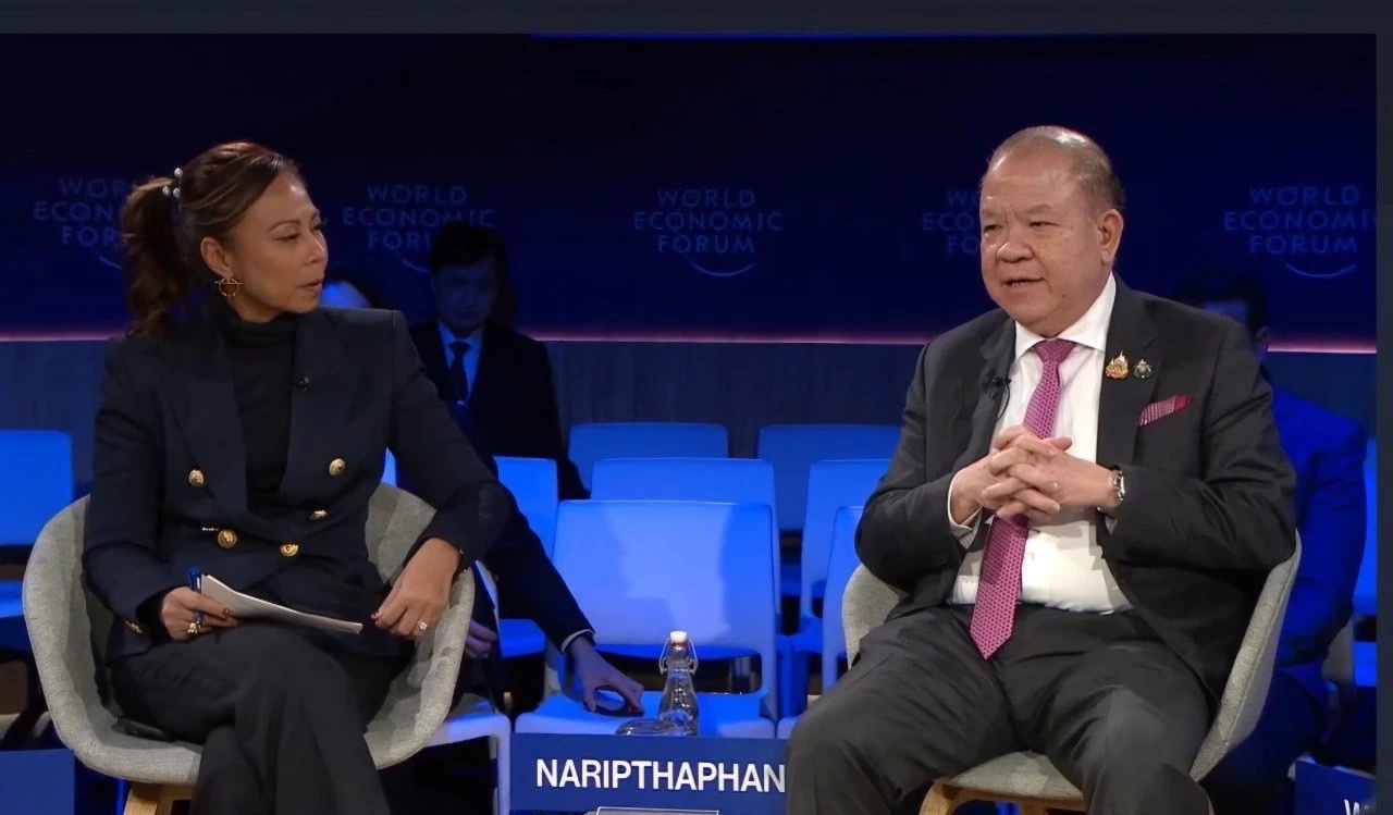 'พิชัย' โชว์วิชั่นดาวอส ประกาศไทยพร้อมเปิดรับการลงทุน  AI-Data Center-PCB