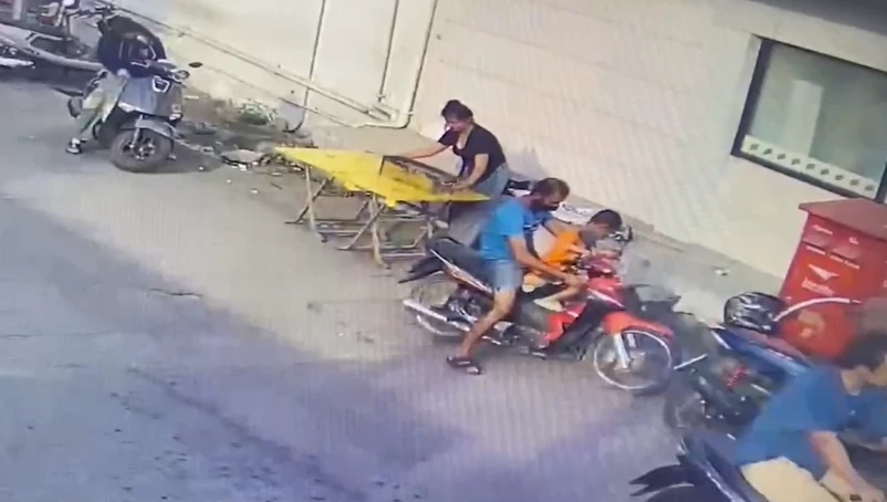 สุดโหด! บังขายโรตีลวง 9 ขวบกินขนม หวังล่วงละเมิด ไม่ยอมเลยปลิดชีพโยนลงน้ำ