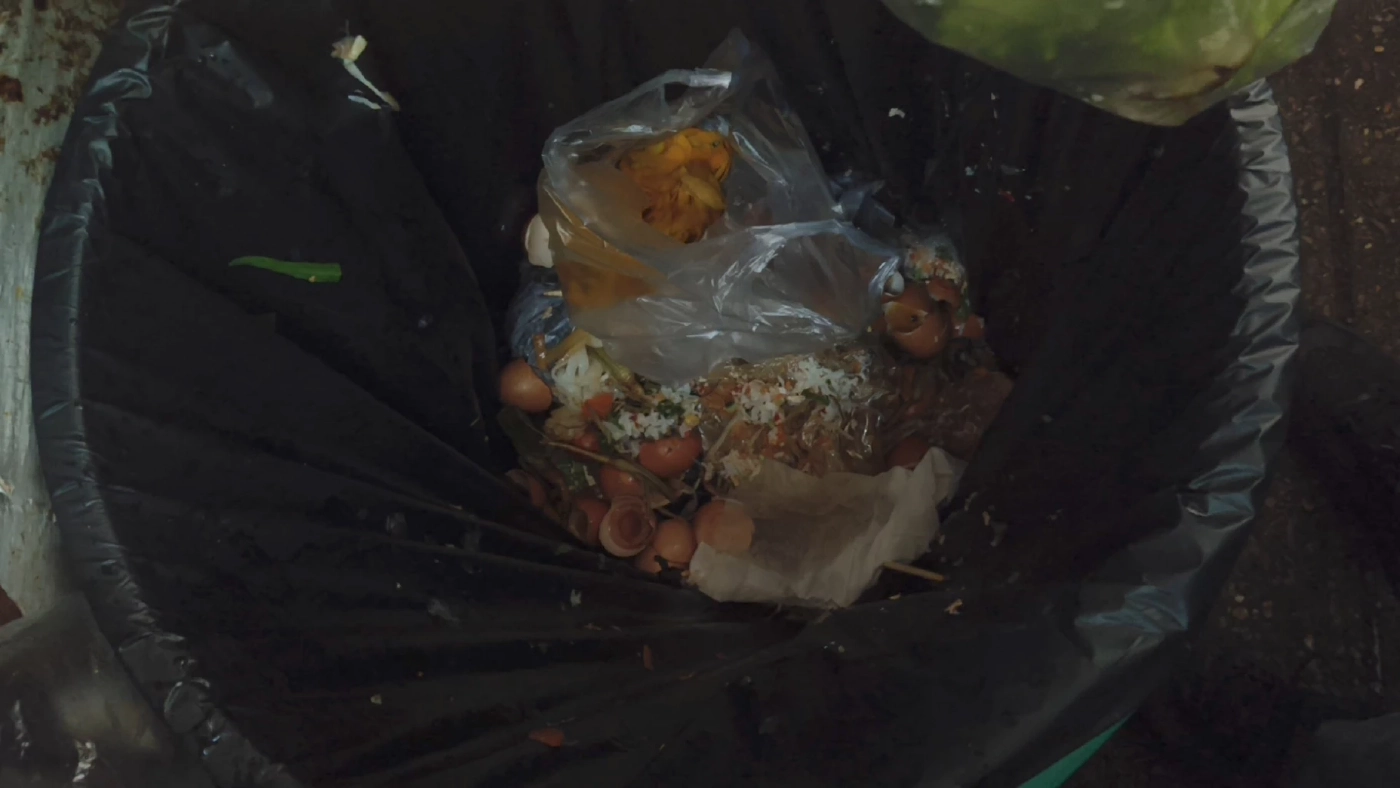 แจงแล้ว ปมคลิปสาว นั่งล้างจานในคลอง ตลาดน้ำดำเนินสะดวก