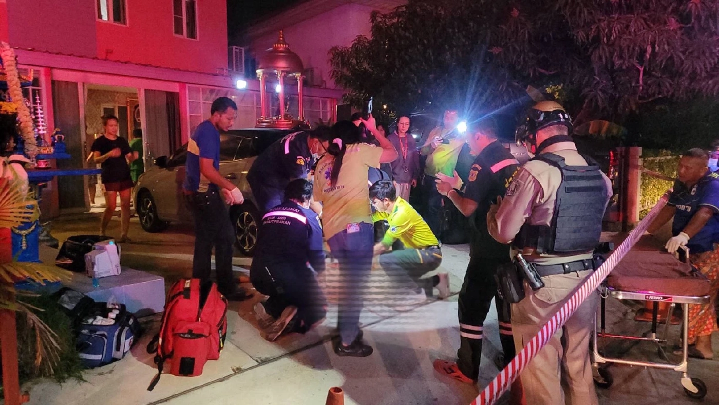 อดีตสามีหึงโหด ควงปืนบุกบ้านสางแค้น โดนชายคนใหม่ของอดีตภรรยา รัวยิงดับ