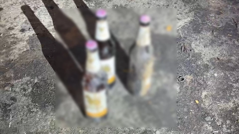 ระทึก! กระบะหลุดโค้งพุ่งชนรถพ่วง 18 ล้อ ก่อนตกลงไปในคลอง คนขับเสียชีวิต