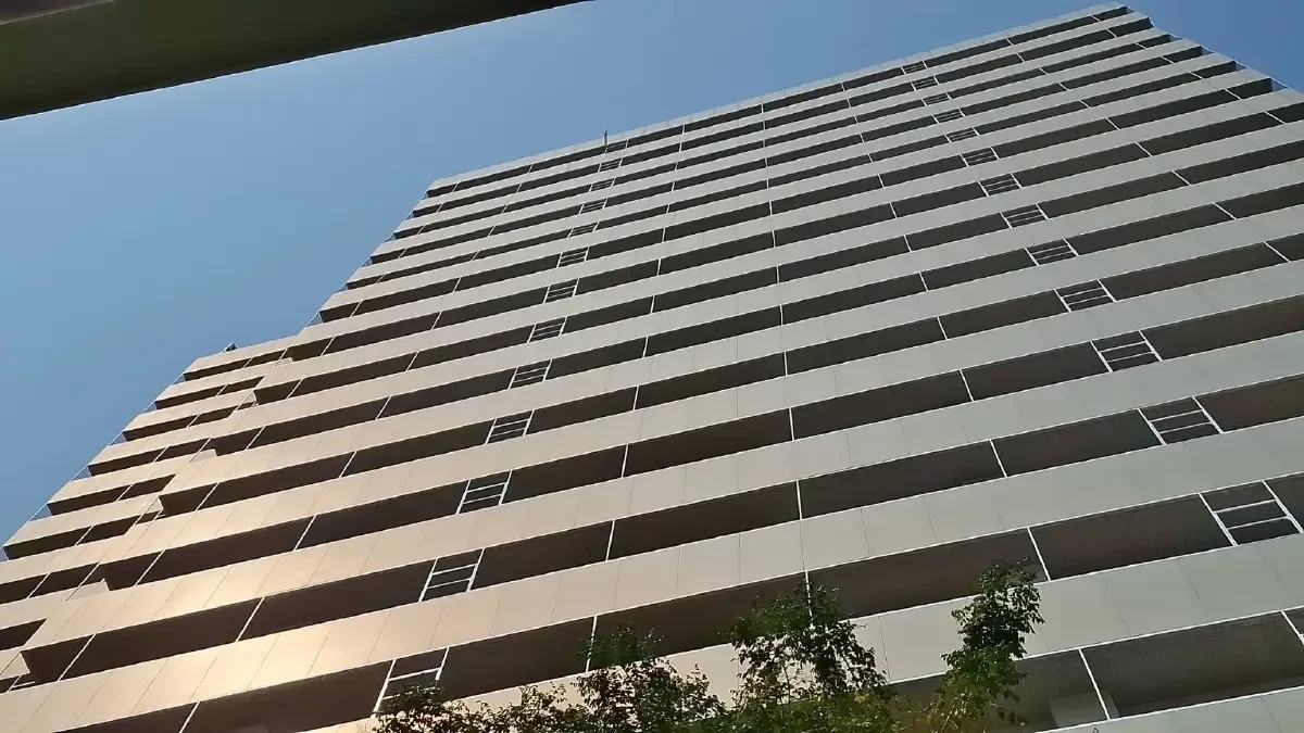 รพ.ปทุมธานี แจงเหตุสาวดิ่งตึกหลังเพิ่งคลอดลูกแฝด สั่งคุมเข้มอย่าให้มีอีก